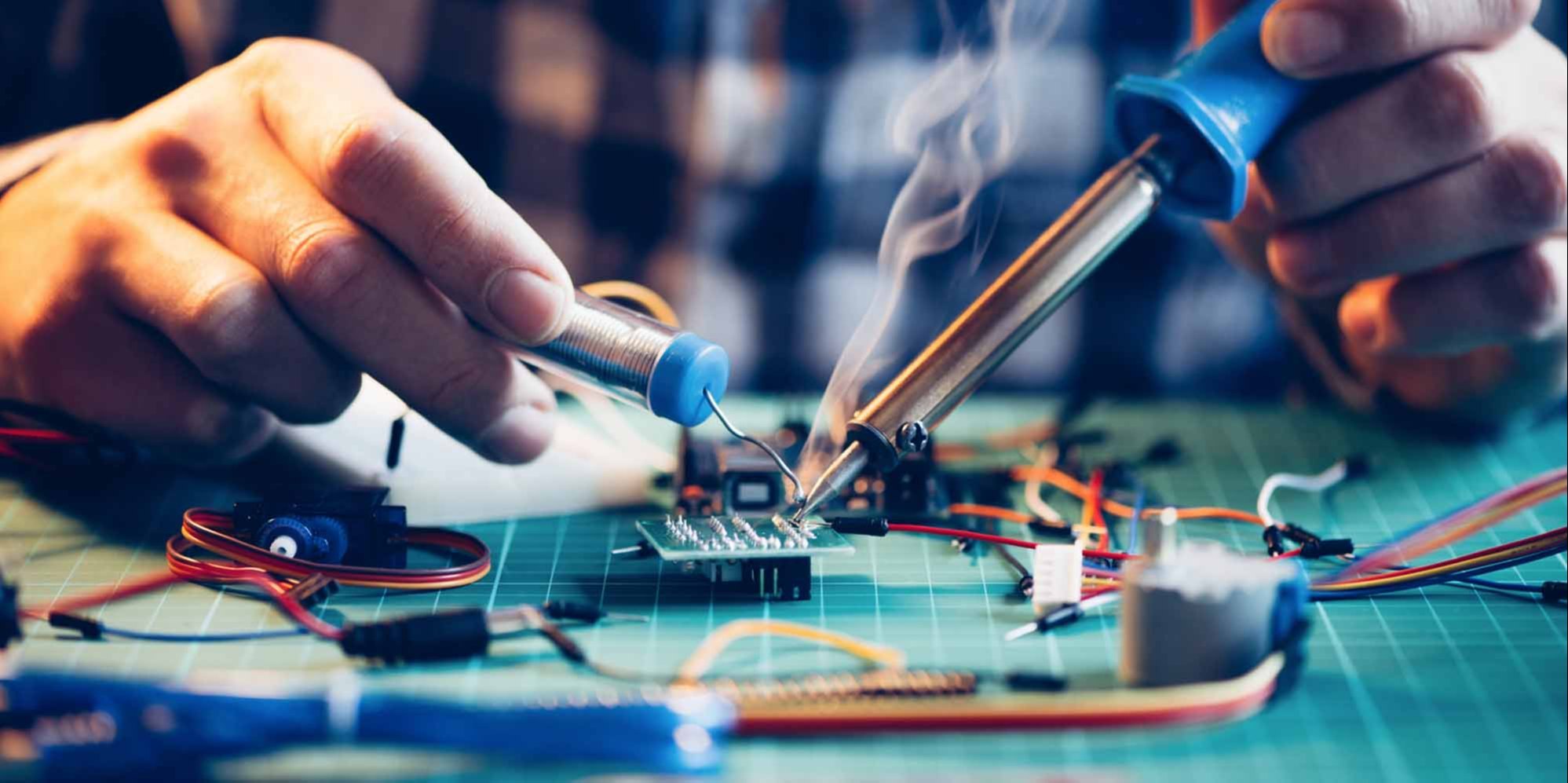 Electronics Repair & Maintenance 🔧🖥️