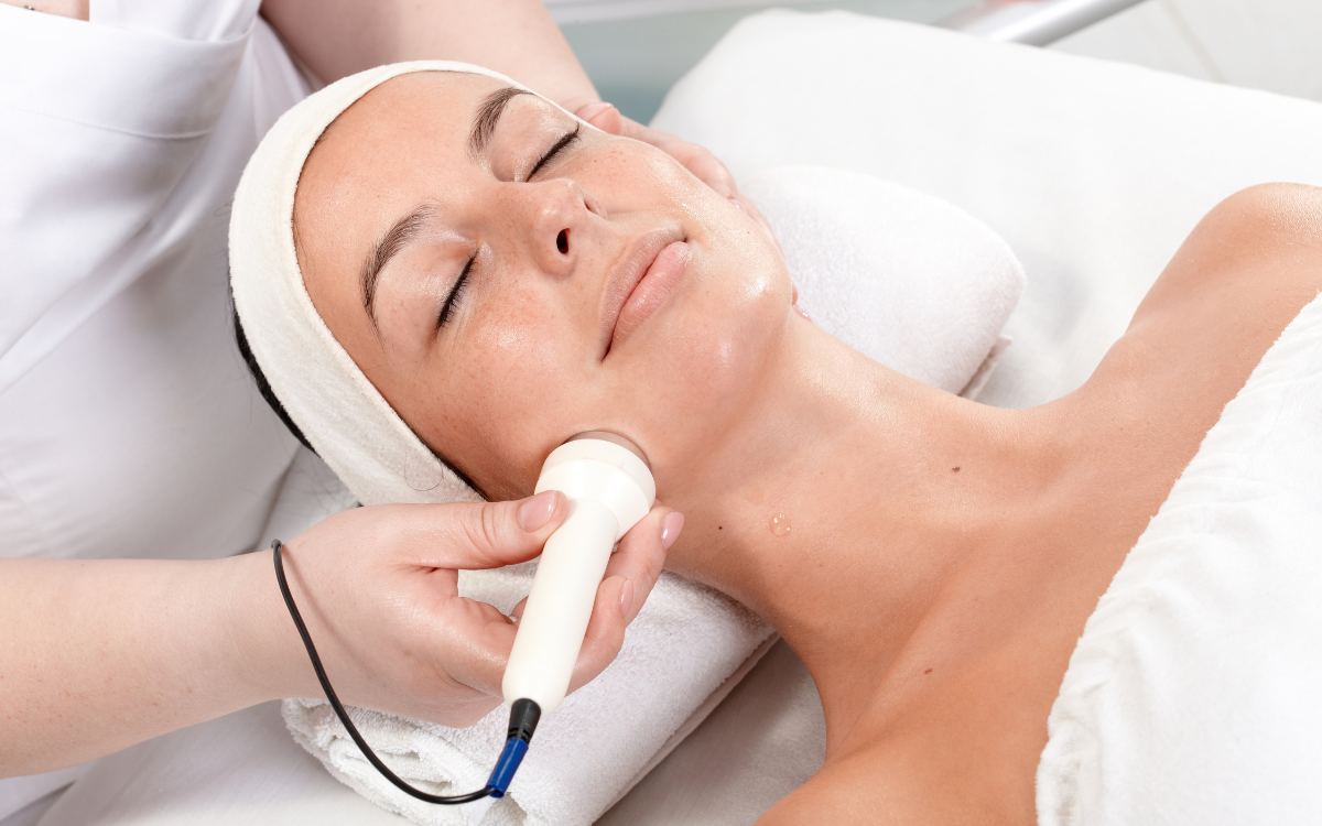 💦 Lotus Hydra Facial