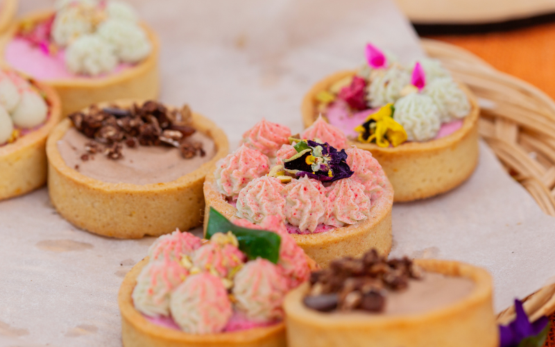 Cakes & Pastries